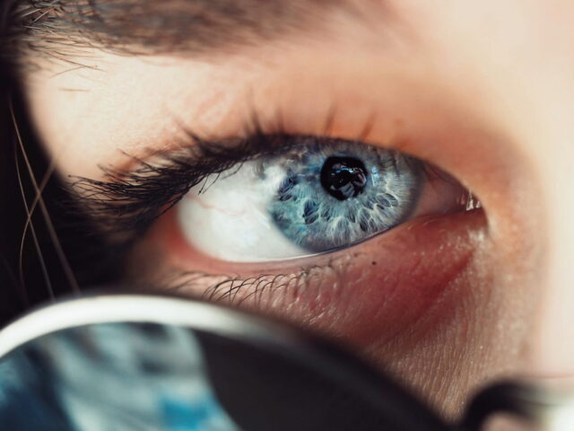 Dry Eye Disease: Symptoms, Causes, and Advanced Treatment Options